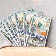 "جالكسي ترانسفير" تطلق خدمة تحويل الأموال إلى سوريا: دولارات تصل في ثوانٍ!
