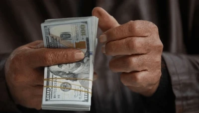 سعر صرف الليرة السورية عند افتتاح يوم الثلاثاء