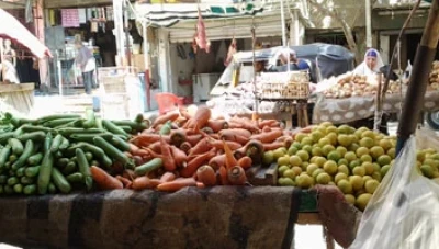 تراجع الإقبال على شراء المواد الغذائية في سوريا قبيل حلول شهر رمضان