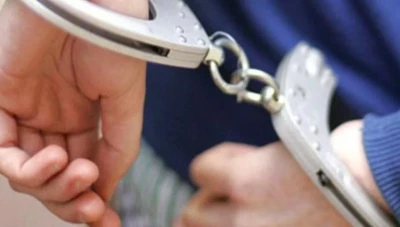 مطلوب خطـ.ـير بجـ.ـرائم سرقة سيارات في قبضة فرع الأمن الجنائي في سوريا