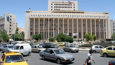 حاكم مصرف سوريا المركزي: من يسير معنا فنحن معه