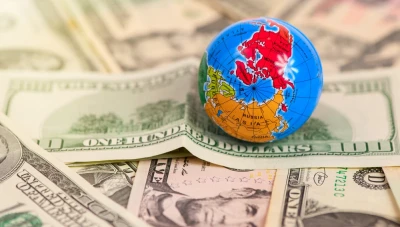 خبير سعودي يتحدث عن رفاهية العرب ومستقبل الليرة
