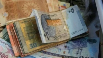 انهيار متواصل بسعر الليرة السورية في افتتاح يوم الأحد 17/5/2020