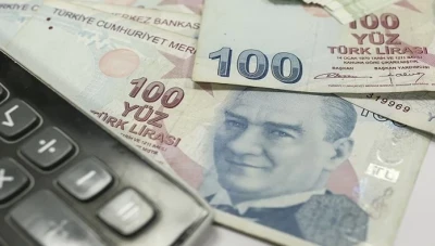 الليرة التركية تتراجع بعد شن العملية التركية