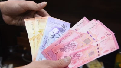 أسعار الصرف اليوم.. الليرة السورية تسجل استقراراً جديداً أمام الدولار والعملات الرئيسية