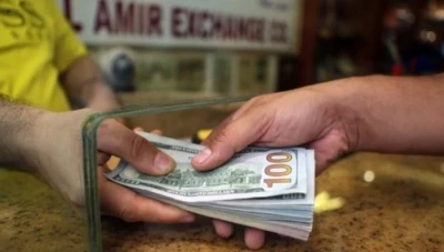 الإجراءات التي أقرها الفريق الحكومي في سوريا لضبط سعر الصرف والحوالات المالية