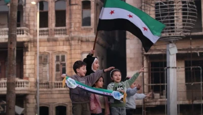 اتصـال هاتـفي بين وزيـر الخارجية السوري ووزير الدولة القطـري لتعـزيز التعـاون المشتـرك