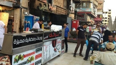 السوريون في مصر يطالبون بتسهيلات لتسوية أوضاع الإقامة
