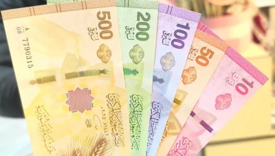 سعر صرف الليرة السورية عند افتتاح يوم الاثنين 22 حزيران