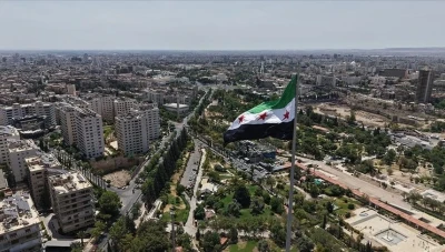 تفاصيل صحفية عن إجراءات مالية بحق شخصيات اقتصادية مرتبطة بالمرحلة السابقة