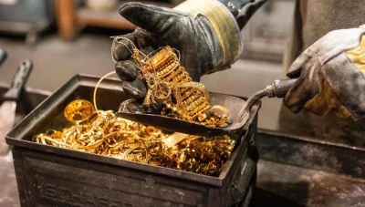 تحركات محدودة لأسعار الذهب مع تأثيرات الدولار والتضخم