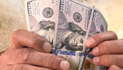 سعر صرف الليرة السورية عند افتتاح يوم الأربعاء