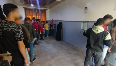 ازدحام أمام مركز شحن الكهرباء في إعزاز بسبب "الكرت الصيني"