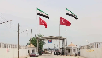 تنظيم عودة أحد الوالدين مع الأطفال عبر معبر السلامة بشروط رسمية