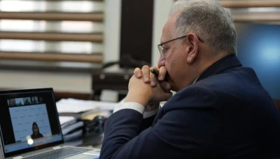 وزير المالية السوري يبحث مع بنك أوف أميركا تمويل إعادة الإعمار
