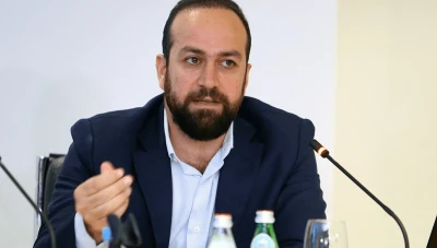 وزير الإعلام حمزة مصطفى: خطوات جديدة لمواجهة خطاب التحريض وتعزيز الخطاب الإعلامي في سوريا