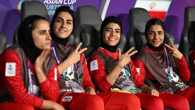 أستراليا تمنح اللجوء لخمس لاعبات إيرانيات بعد رفضهن ترديد النشيد الوطني