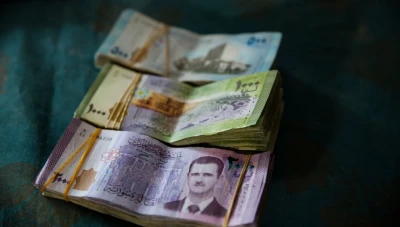 انخفاض متواصل تسجله الليرة السورية عند افتتاح يوم الثلاثاء