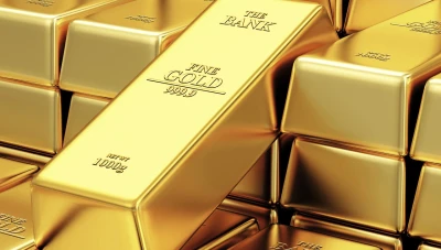 الذهب يتجاوز 3200 دولار للأونصة لأول مرة في تاريخه: الأسباب والتداعيات