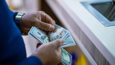سعر صرف الليرة السورية عند افتتاح يوم السبت