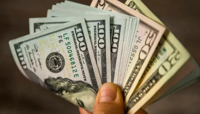 سعر صرف الليرة السورية عند افتتاح يوم الأحد