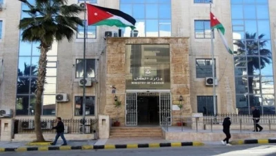 انتـهاء الإعـفاء من رسـوم تصـاريح العمل للعـمالة السورية في الأردن