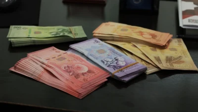 سعر الدولار والعملات الرئيسية مقابل الليرة السورية اليوم الاثنين