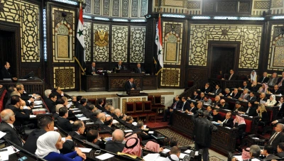 عضو في مجلس الشعب يطالب بزيادة الرواتب بنسبة 100%