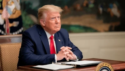 تسوية ترامب الجديدة تلزم ملايين المقترضين من قروض الطلاب بالسداد