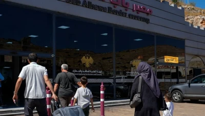 السوريون في الخارج أمام خدمة جديدة.. وثيقة رسمية باتت أقرب إليهم