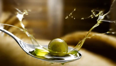 بدائل زيت الزيتون في الطهي: خيارات صحية تُحافظ على النكهة والتوازن الغذائي