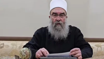 الشيخ حكمت الهجري يدعو لحماية دولية ويحمّل الحكومة مسؤولية الانهيار الأمني