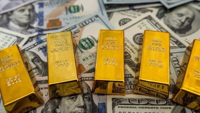 انخفاض أسعار الذهب بعد تسجيلها أعلى مستوى تاريخي