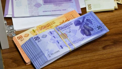 تغيّرات على سعر صرف الليرة السورية أمام الدولار وعدد من العملات