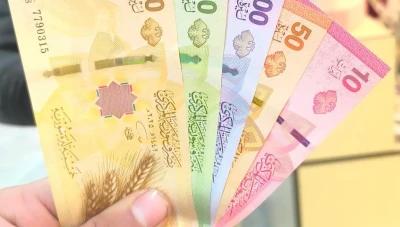 سعر صرف الليرة السورية عند افتتاح يوم الاثنين