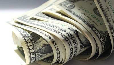 الليرة السورية تسجل تحسناً نسبياً أمام العملات الأجنبية في تداولات الاثنين