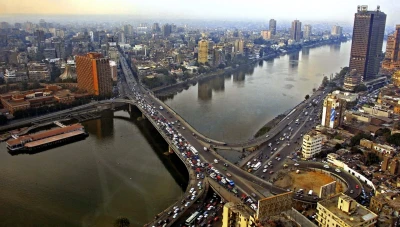 تحت وطأة الغلاء وتدهور الأجور: تحديات تحجب آفاق الشباب في مصر