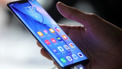 وزير الاتصالات يكشف عن قرارات جديدة لتخفيف العبء على المواطنين: إلغاء الجمركة وتفعيل الأجهزة الخلوية في سوريا