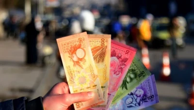 العملة القديمة باقية في التداول ومصرف سورية المركزي يطلق آلية “العميل السري”