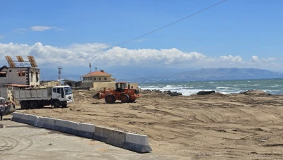 تأجيل إعادة فتح معبر العريضة الحدودي بعد أضرار جديدة في الجسر