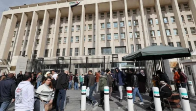 سوريا تبدأ إعداد إطار مصرفي جديد استعداداً للانضمام إلى نظام "سويفت"