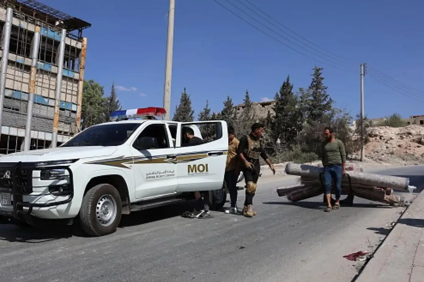 استهداف حاجز لوزارة الداخلية في حلب وإصابة عنصر