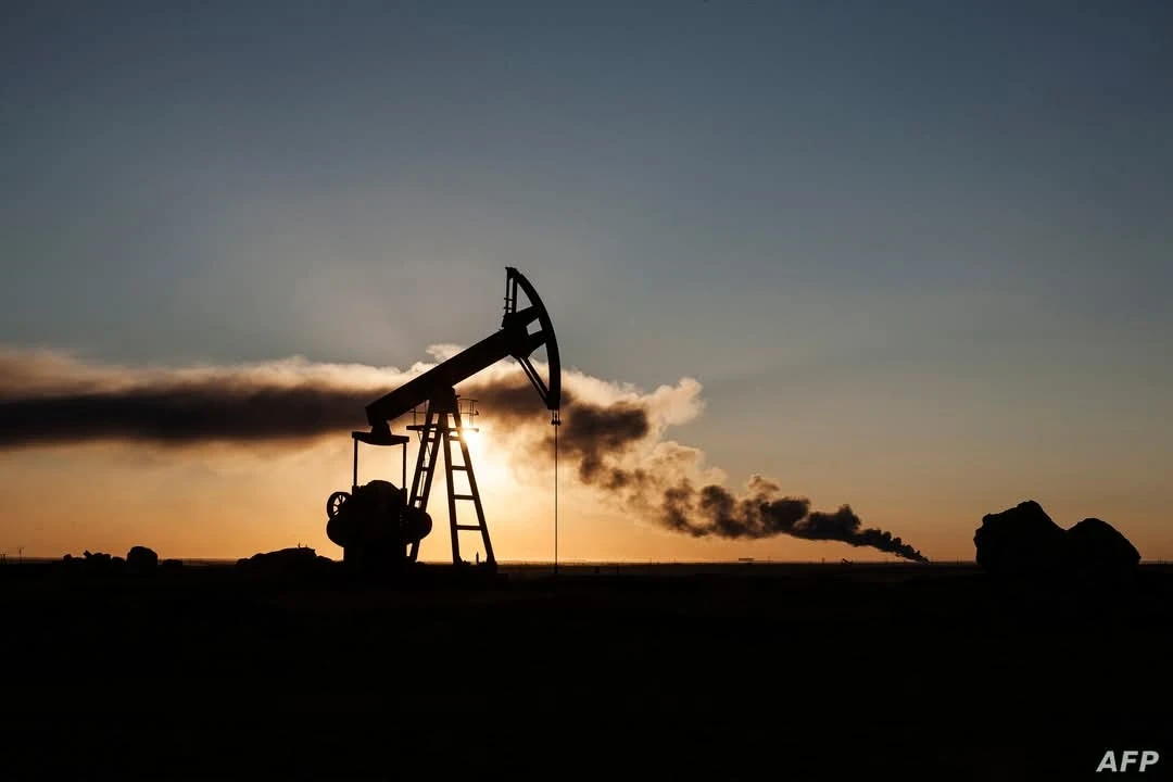 خطة أميركية – سورية لإعادة تشغيل قطاع النفط ورفع جزئي للعقوبات