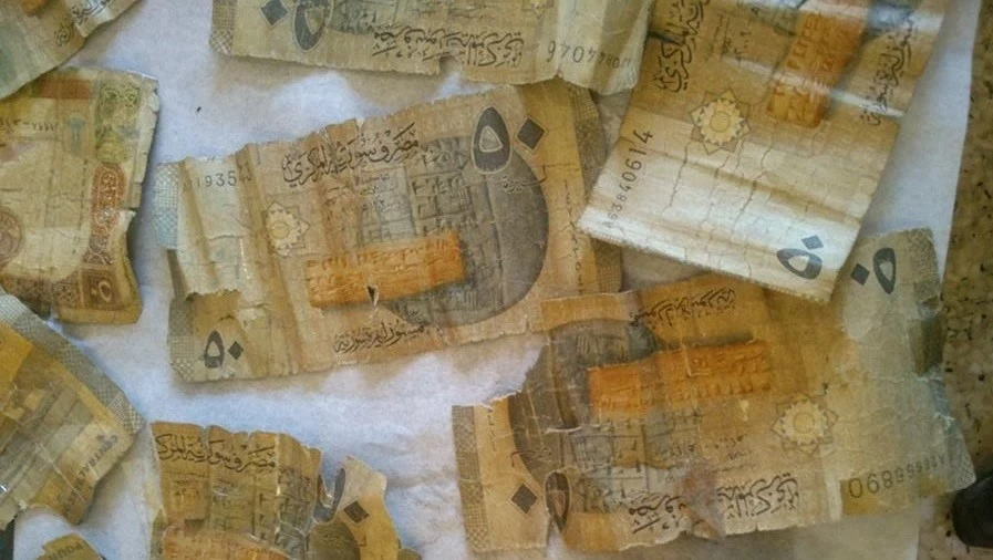 سعر صرف الليرة السورية عند افتتاح يوم السبت