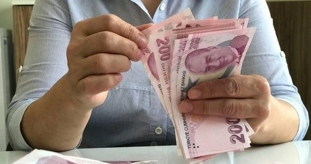 سعر صرف الليرة التركية عند افتتاح يوم السبت