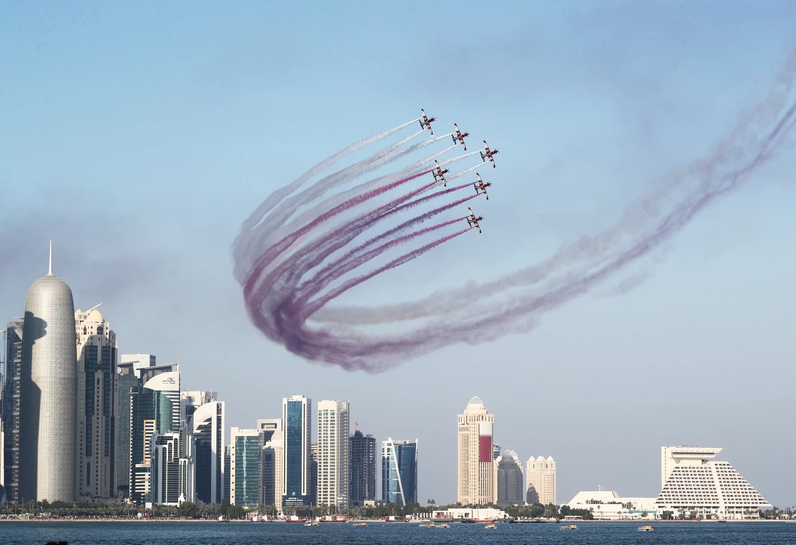 إيطاليا تصنع سفينة عسكرية جديدة لقطر(فيديو)