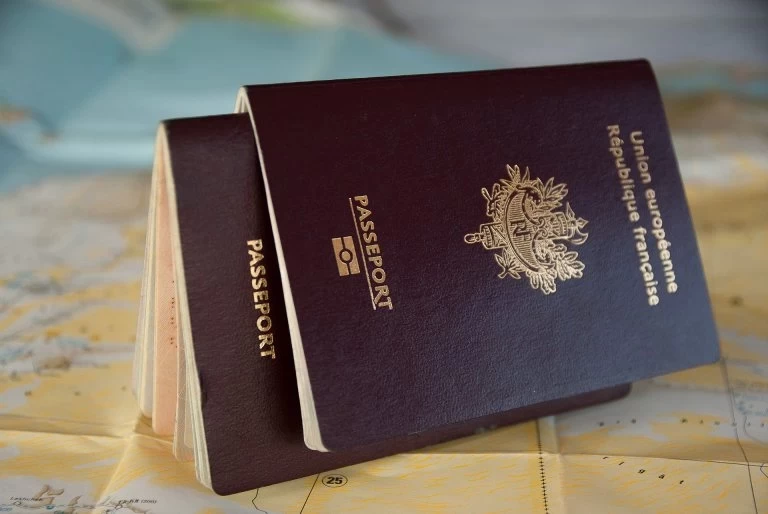طريقة اللجوء إلى هولندا والحصول على الجنسية الهولندية