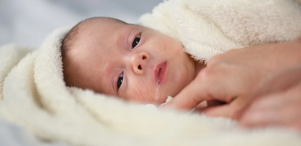 أعراض الارتجاع الصامت عند الرضع