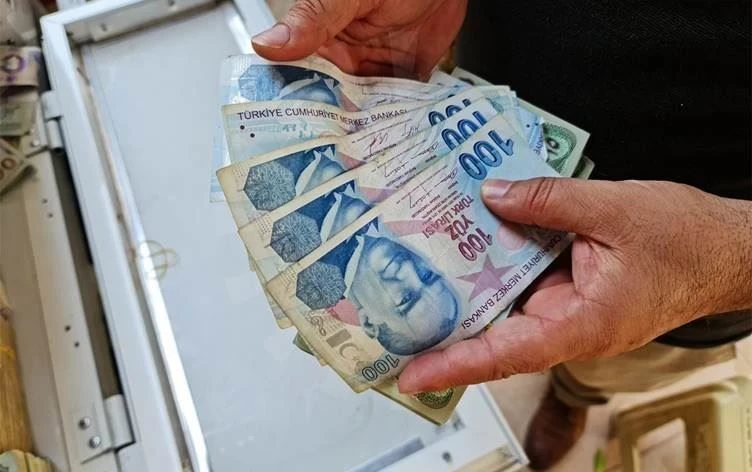 المالية التركية تعلن عن خطة جديدة لمواجـ.ـهة الأ.زمـ.ـة الاقتصادية