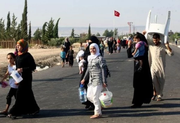 تركيا تصدر قرارا بشأن سفر السوريين إلى بلادهم